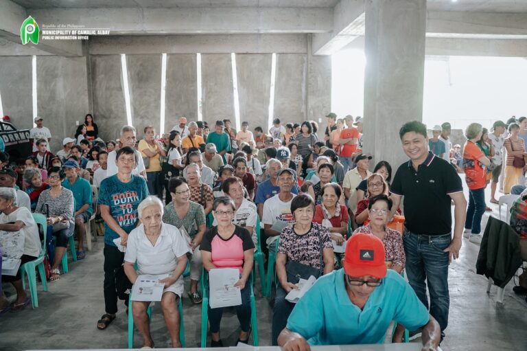 Senior Citizens in Camalig Benefit from Cash Payout