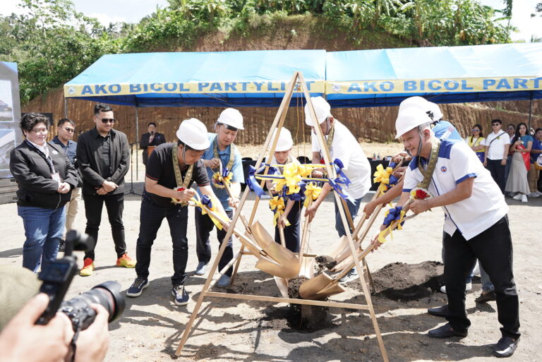 Super Health Center and Multi-Purpose Facility Soon to Rise in Camalig, Albay